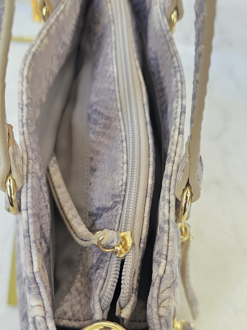 Nicole by Nicole Miller Faux Snakeskin Satchel Crossbody Purse Gray - Picture 6 of 13